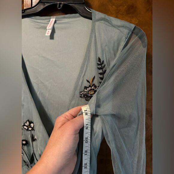 Embroidered Floral dress NWT - Picture 8 of 9